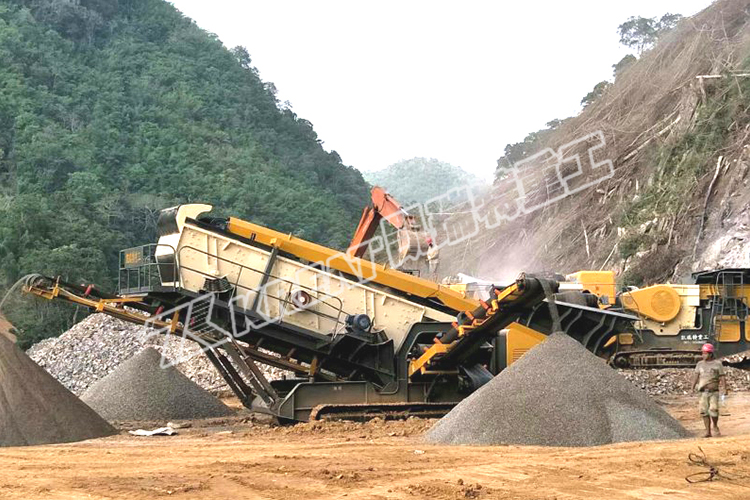 履帶式移動破碎站和輪胎移動破碎站優勢對比